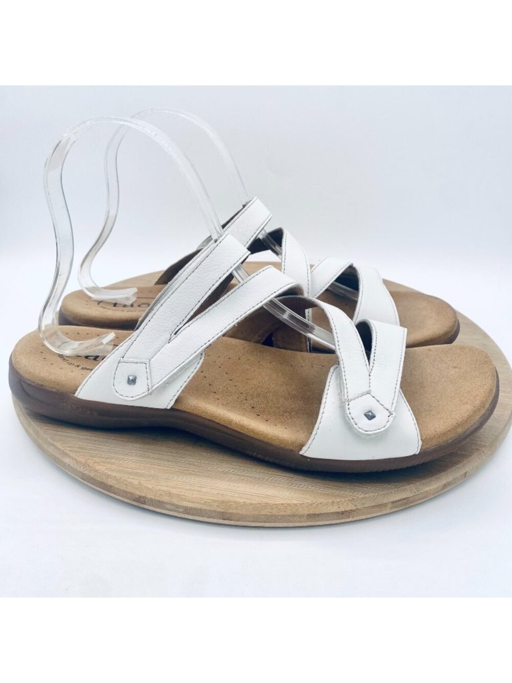 Taos Sandals Womens 10 White Leather Comfort Double Strap Flats Peep